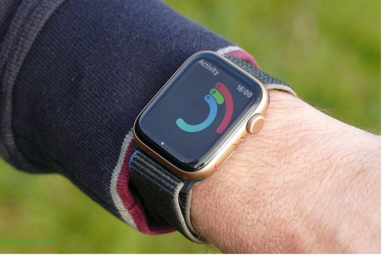 Best Fitness Bands 2021